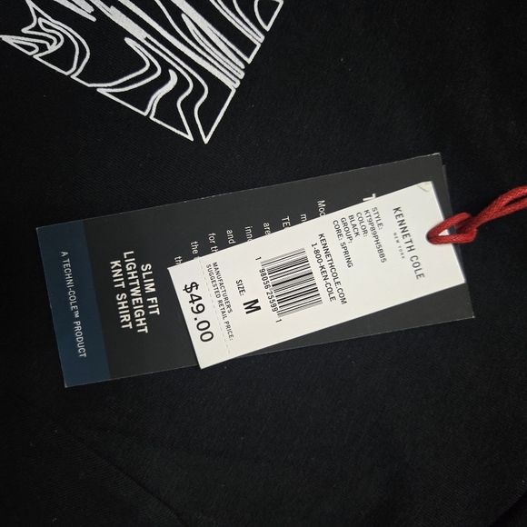 Kenneth cole (M) graphic tee - Picture 2 of 3